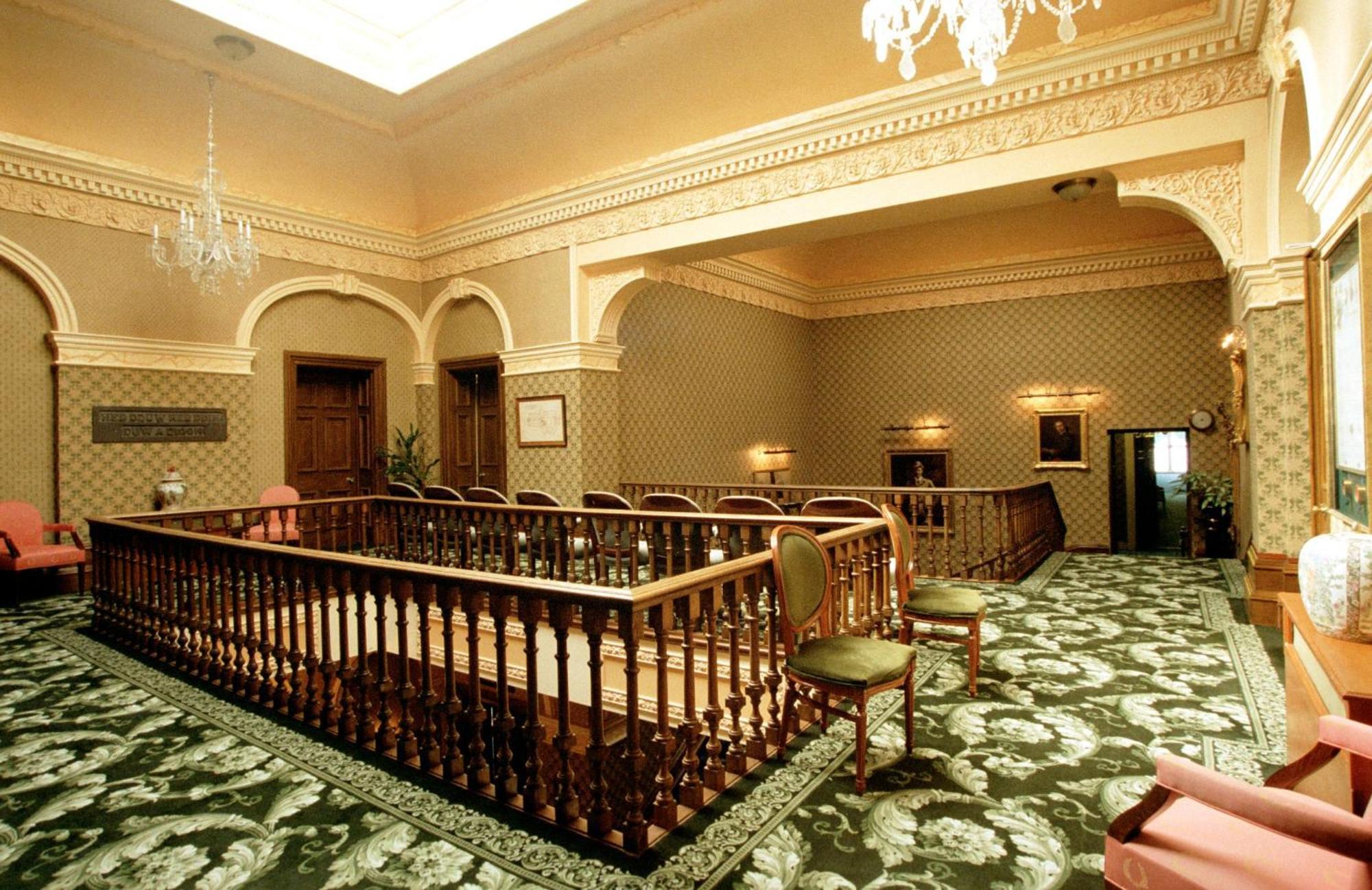 Tre-Ysgawen Hall & Spa Llangefni Luaran gambar